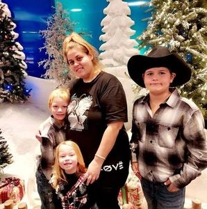 Meet your Posher, Amber